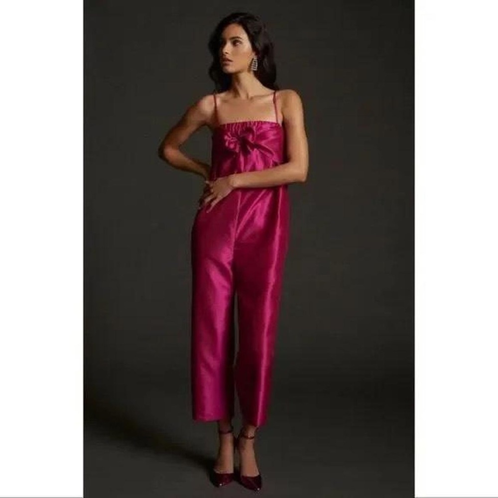 Anthropologie Hutch Satin BowTie
Jumpsuit size SMALL, worn once retail $188